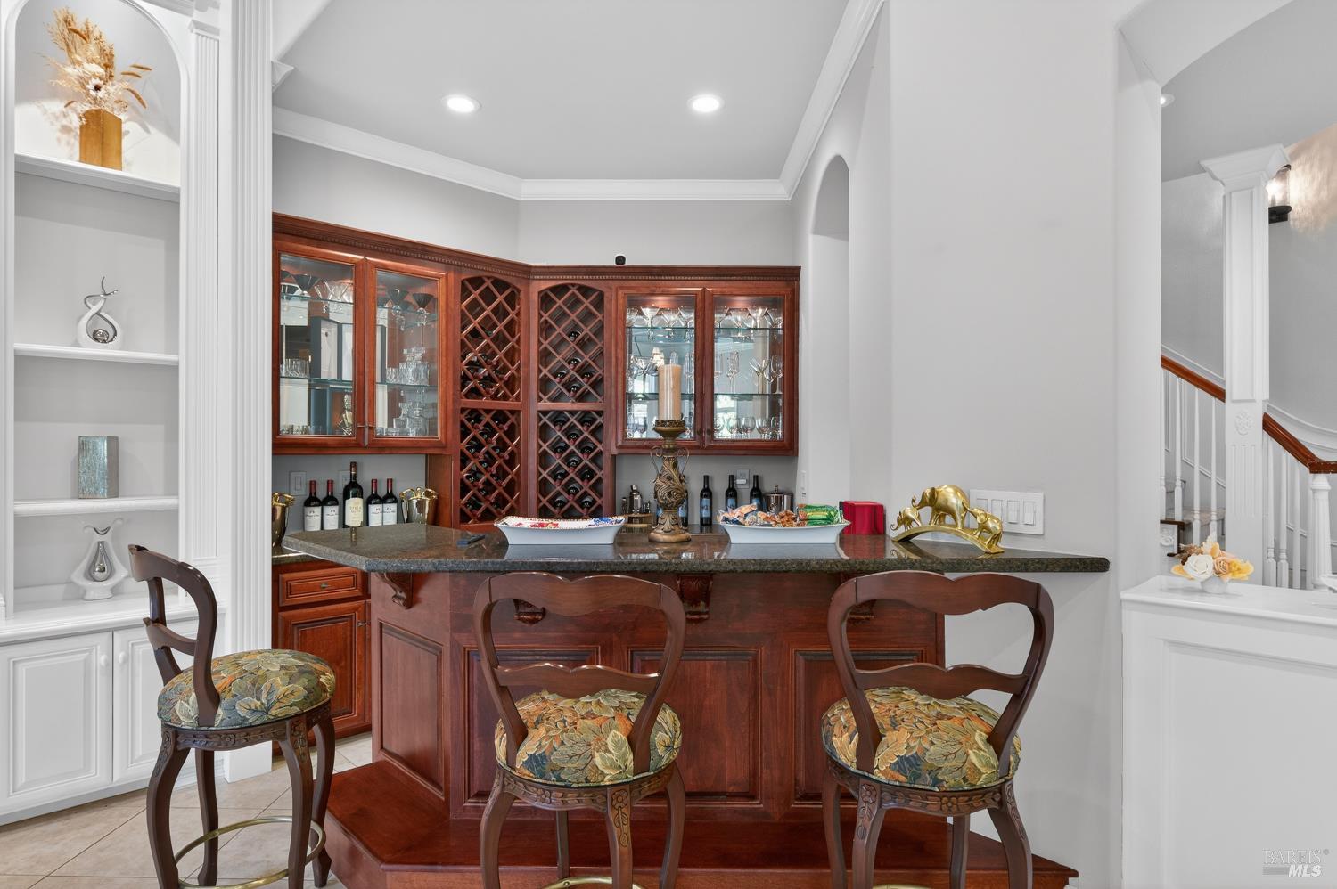 2054 PINECREST Court