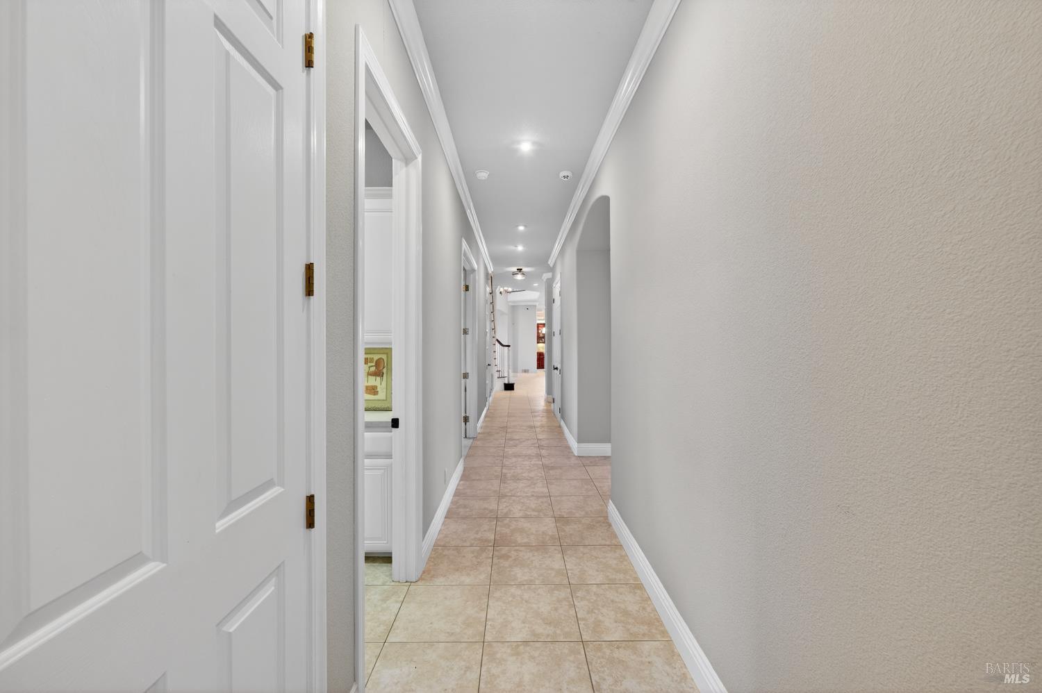 2054 PINECREST Court