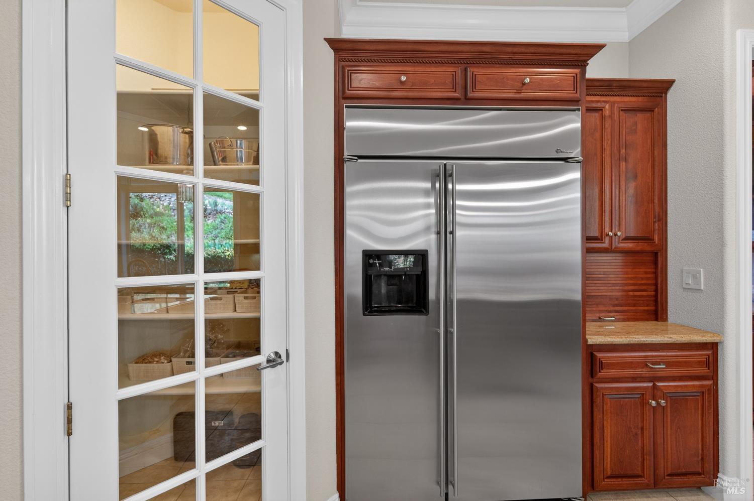 2054 PINECREST Court