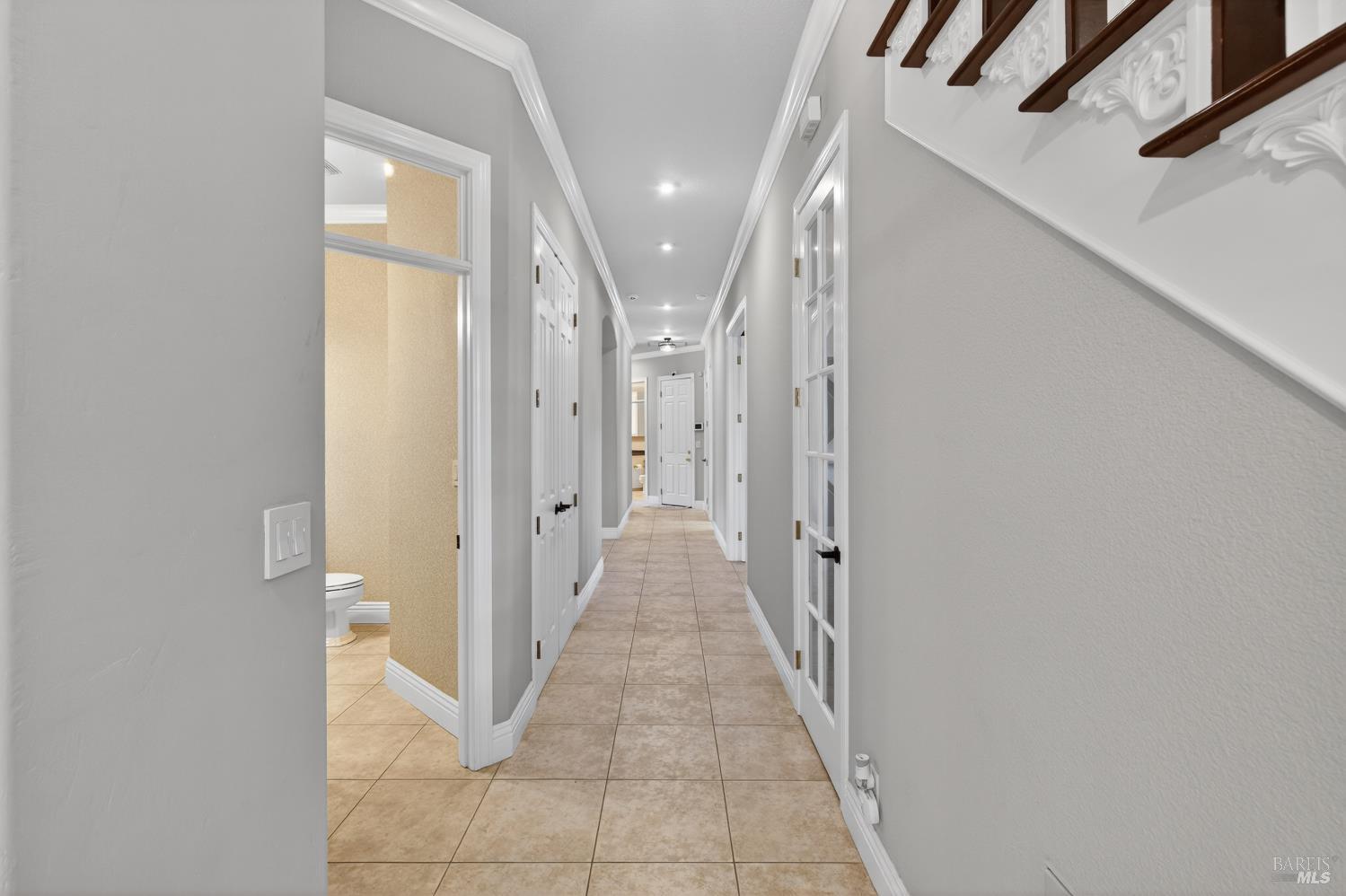 2054 PINECREST Court