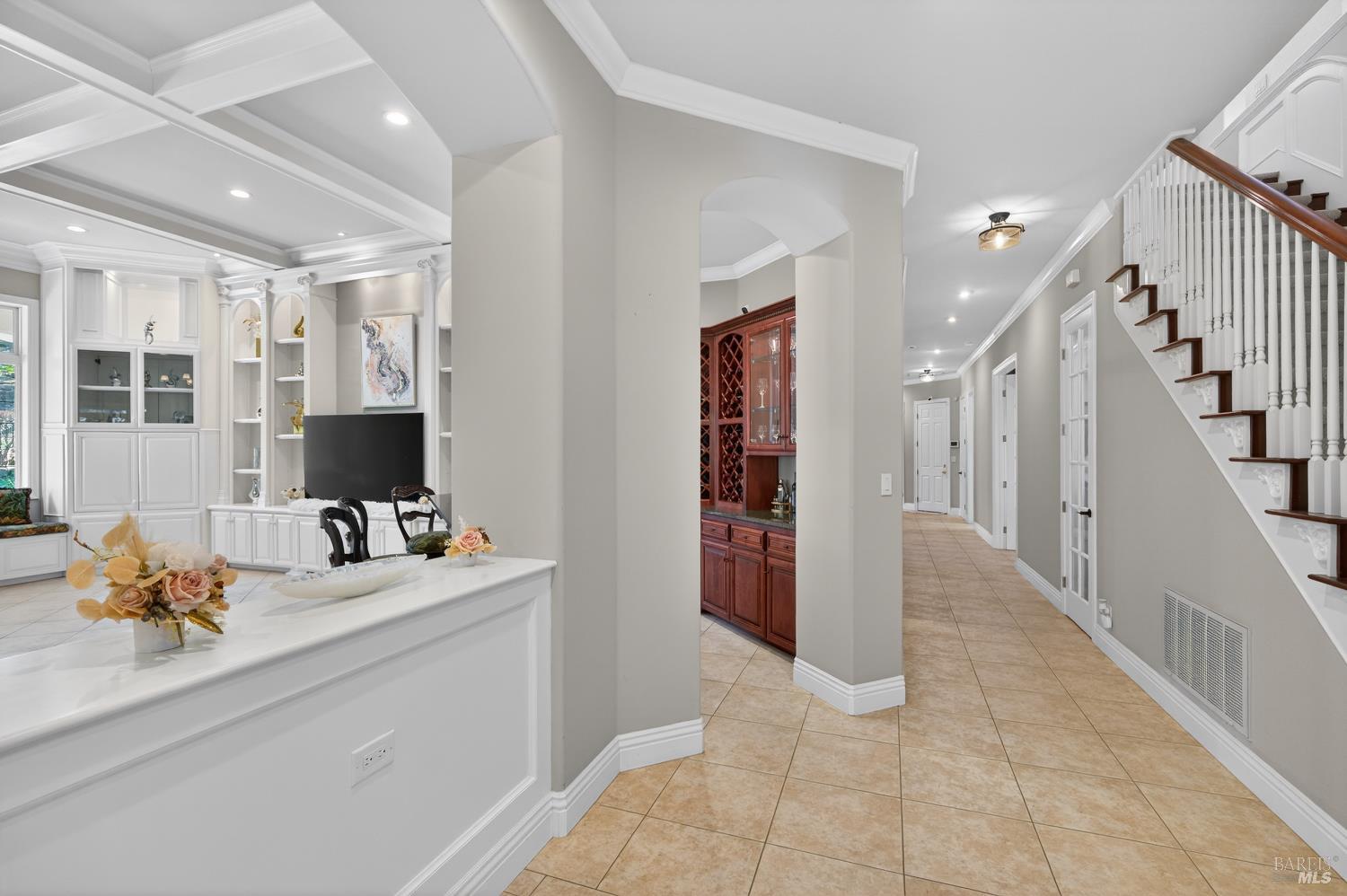 2054 PINECREST Court