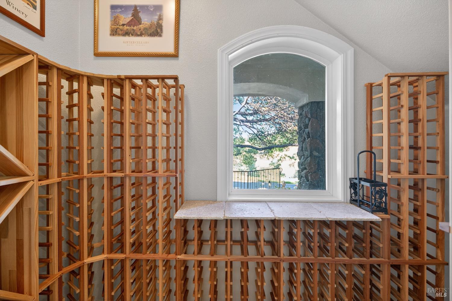 2054 PINECREST Court