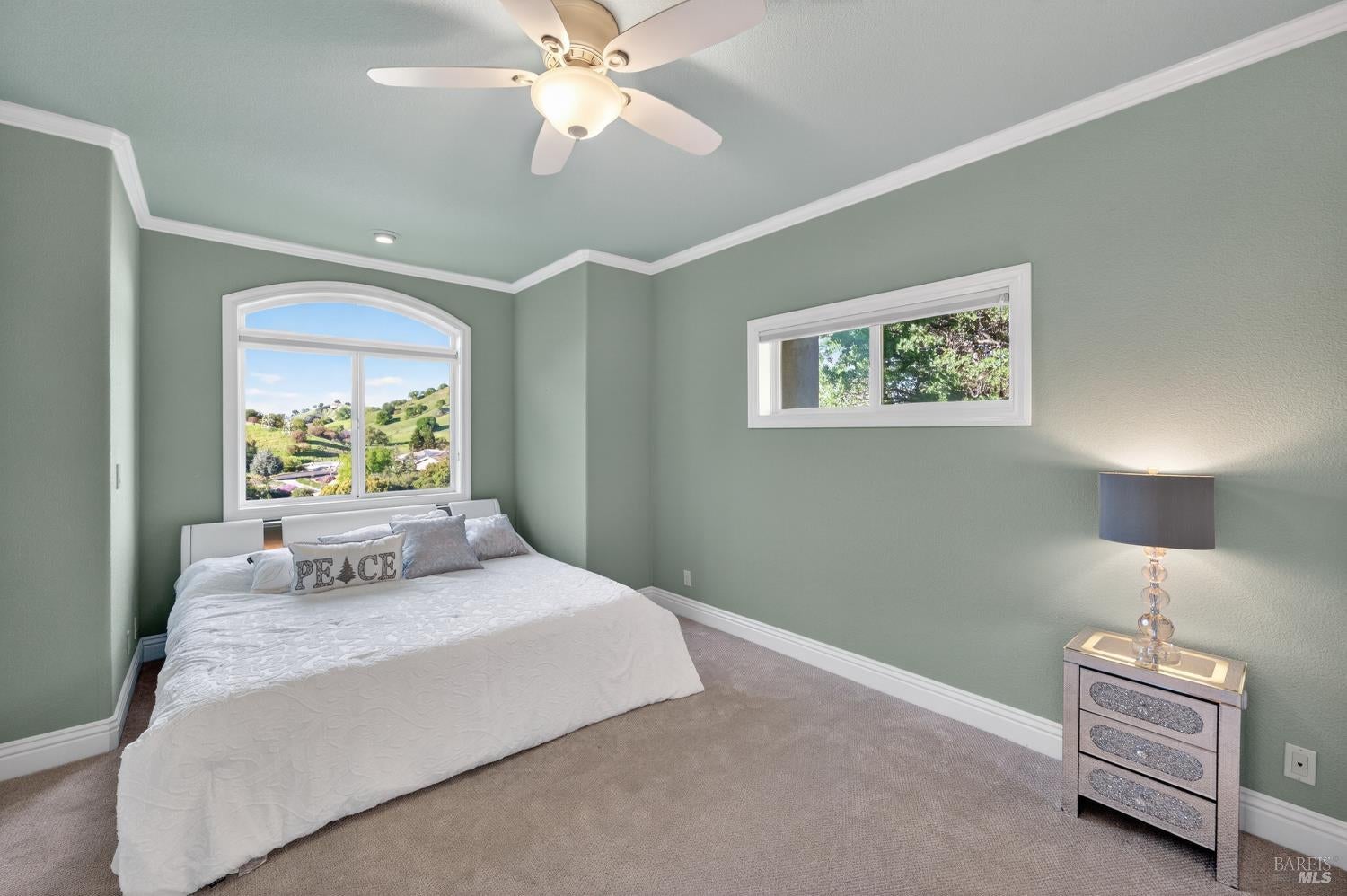 2054 PINECREST Court