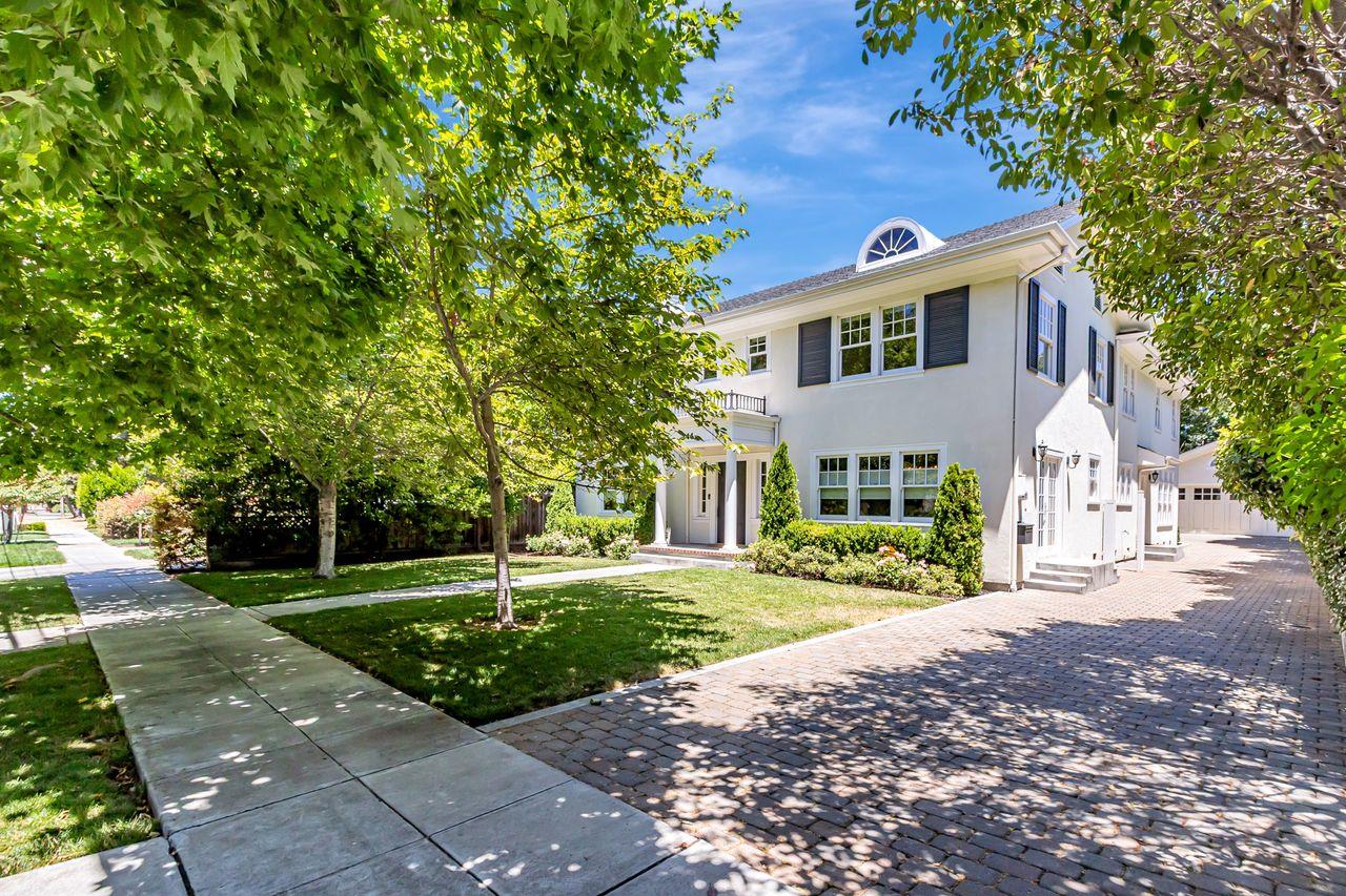 744 Morse Street