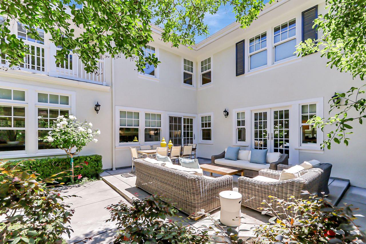744 Morse Street