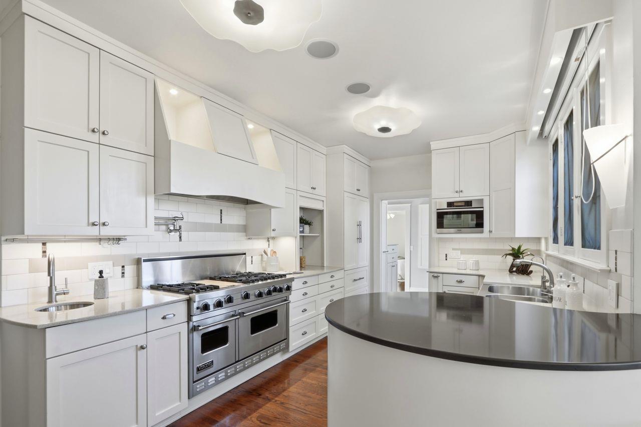 225 Sequoia Avenue
