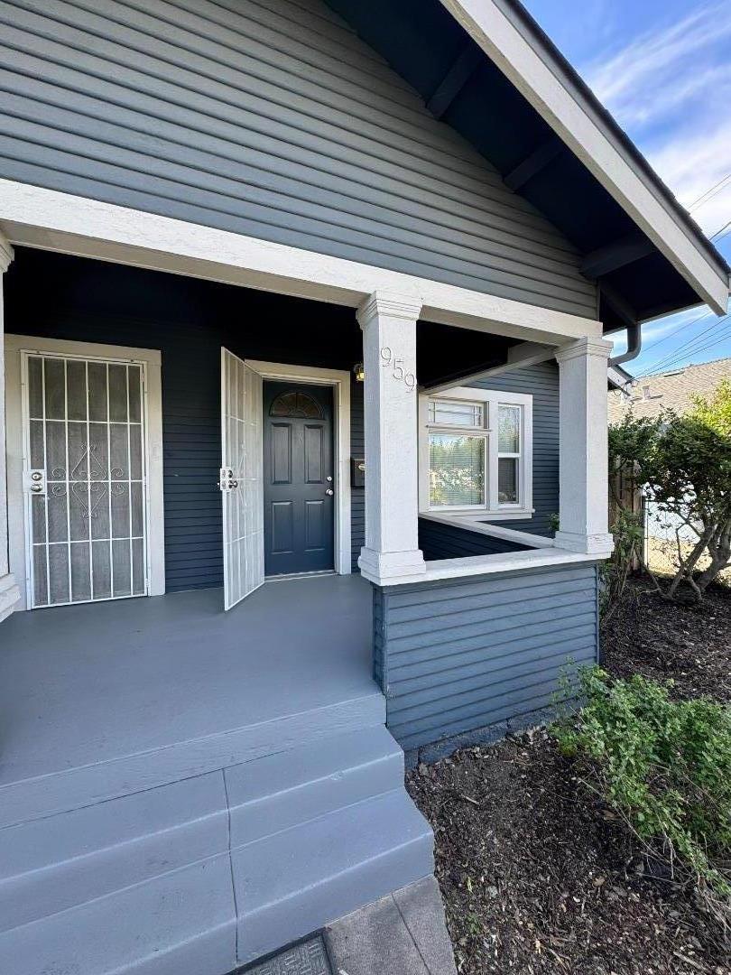 961 South 7th Street 959