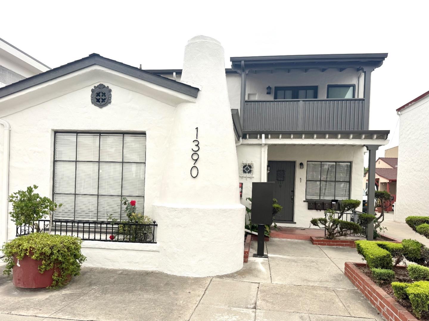 1390 East Santa Clara Street