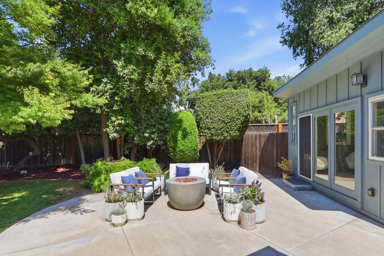 918 Chabrant Way