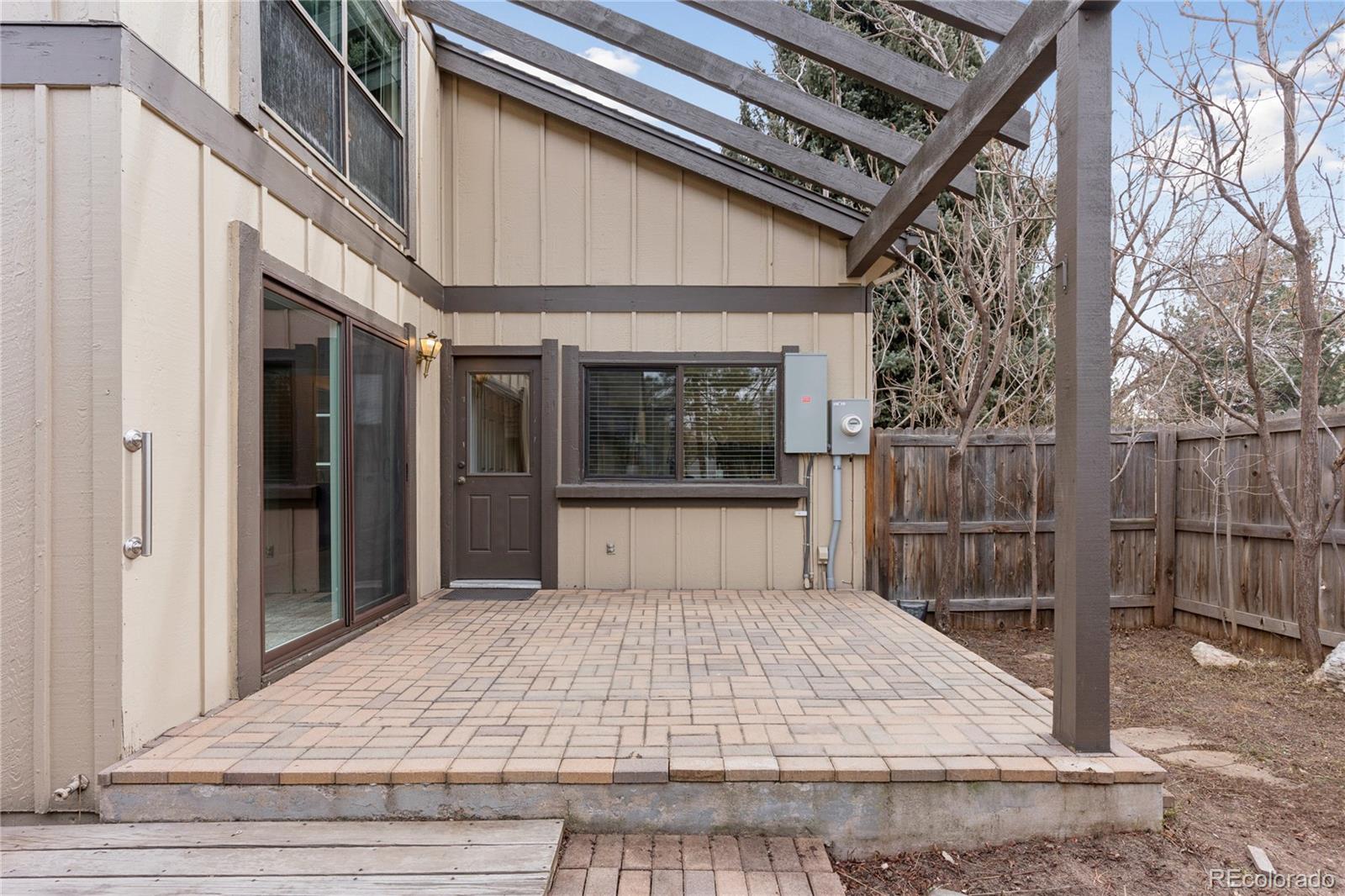 8047 E Phillips Circle