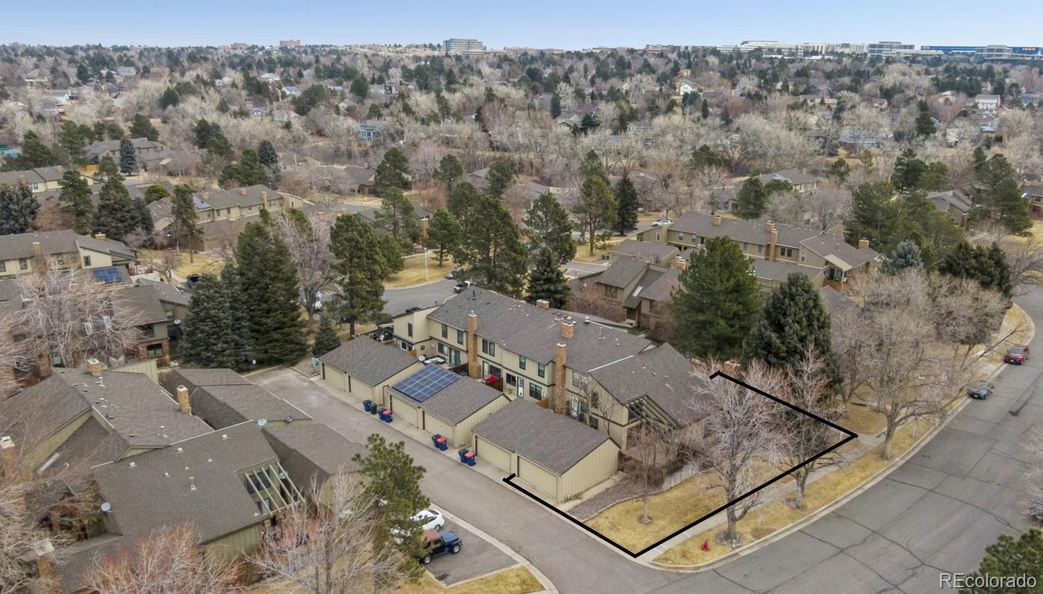 8047 E Phillips Circle