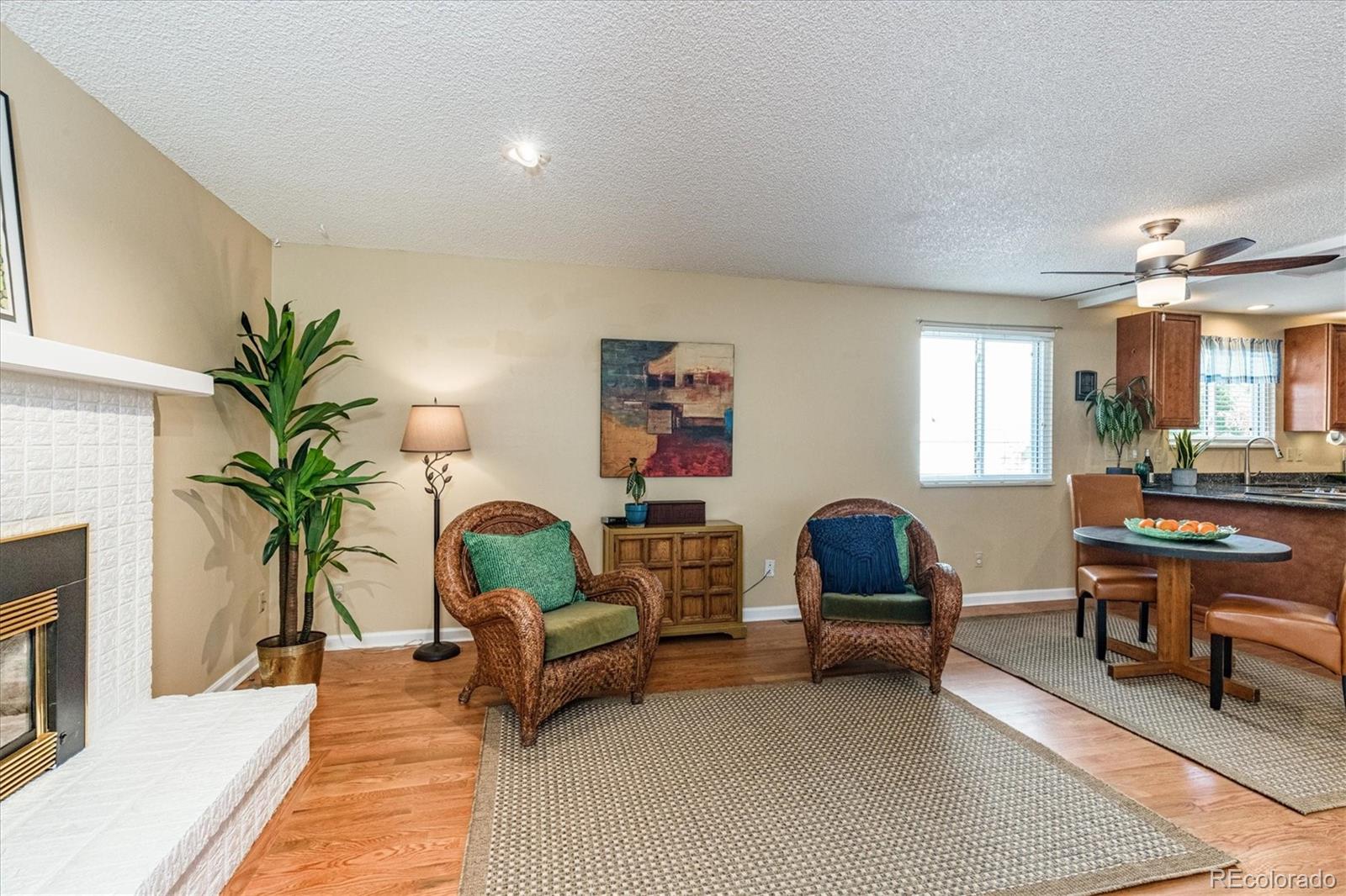 1409 E Mineral Place