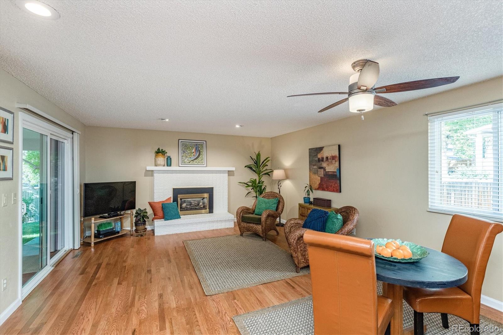 1409 E Mineral Place