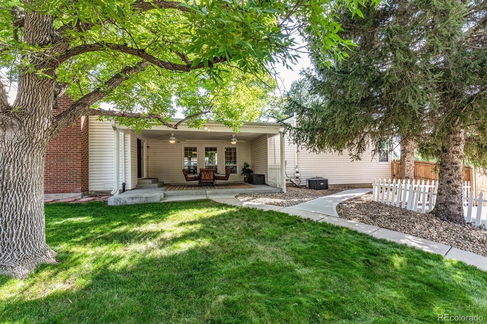 1409 E Mineral Place