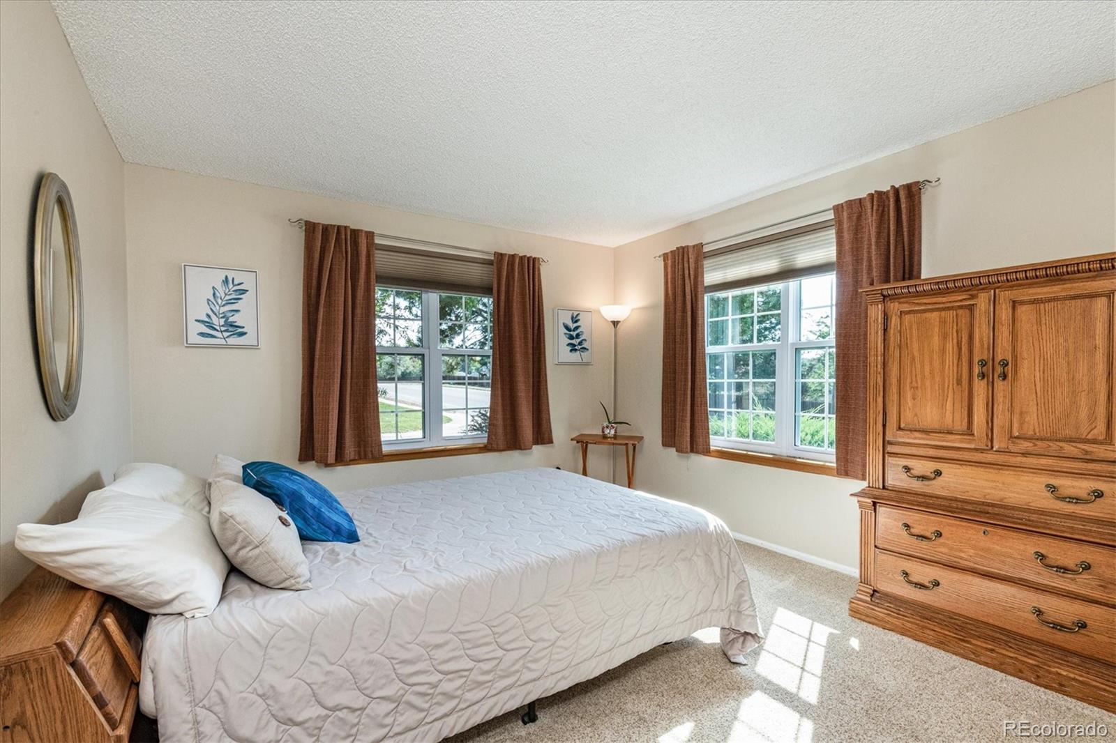 1409 E Mineral Place