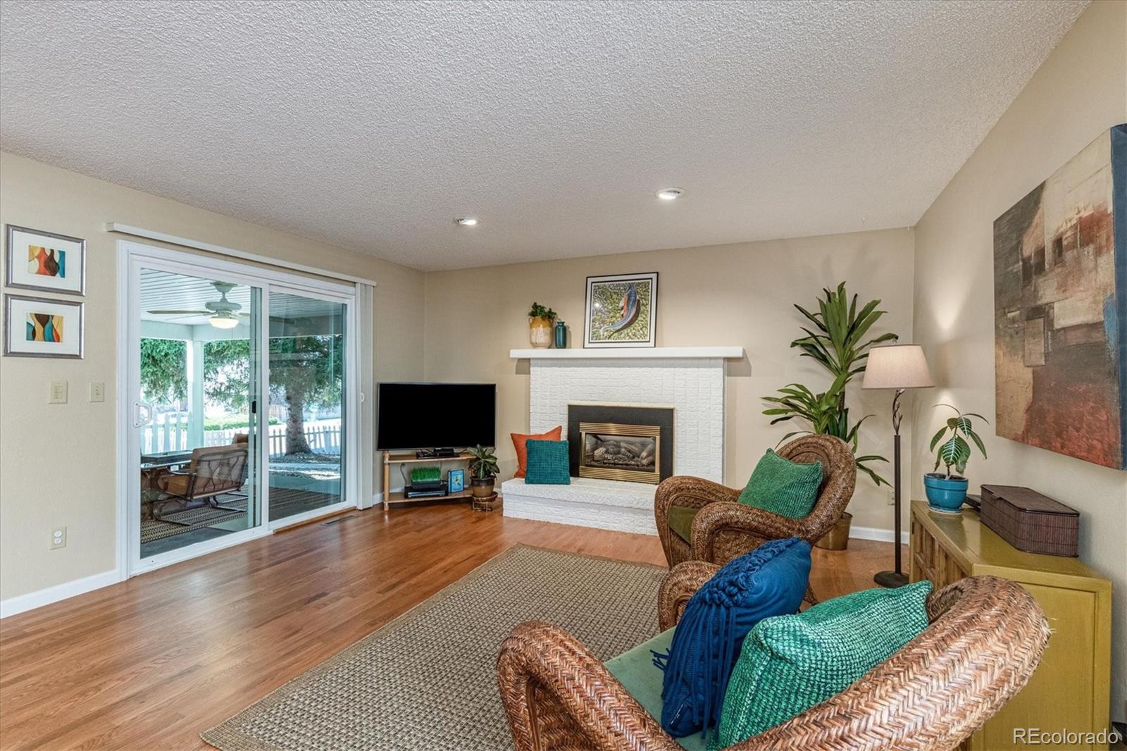 1409 E Mineral Place