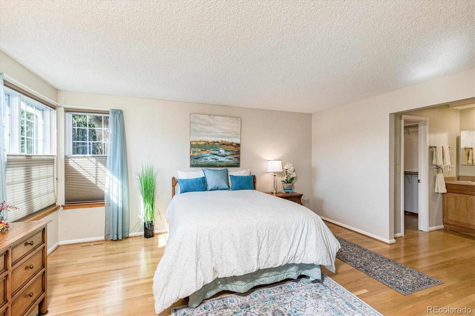 1409 E Mineral Place