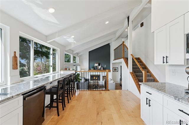 6053 S Glencoe Way