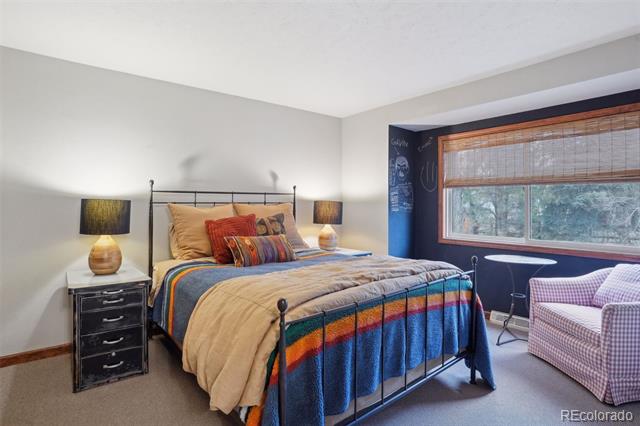 5262 E Maplewood Place