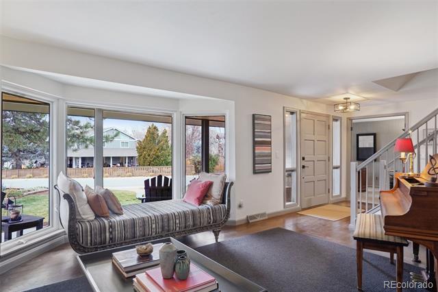 5262 E Maplewood Place