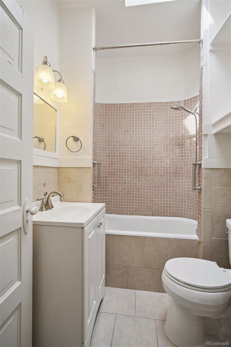 1577 S Clarkson Street