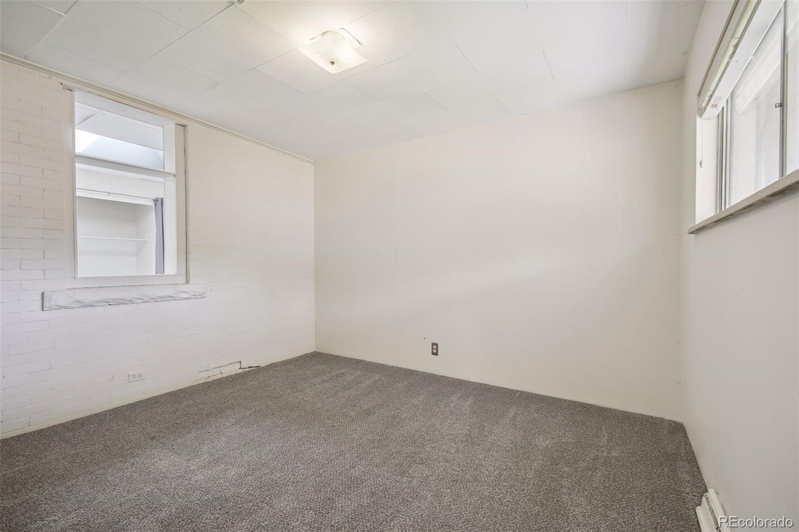 1577 S Clarkson Street