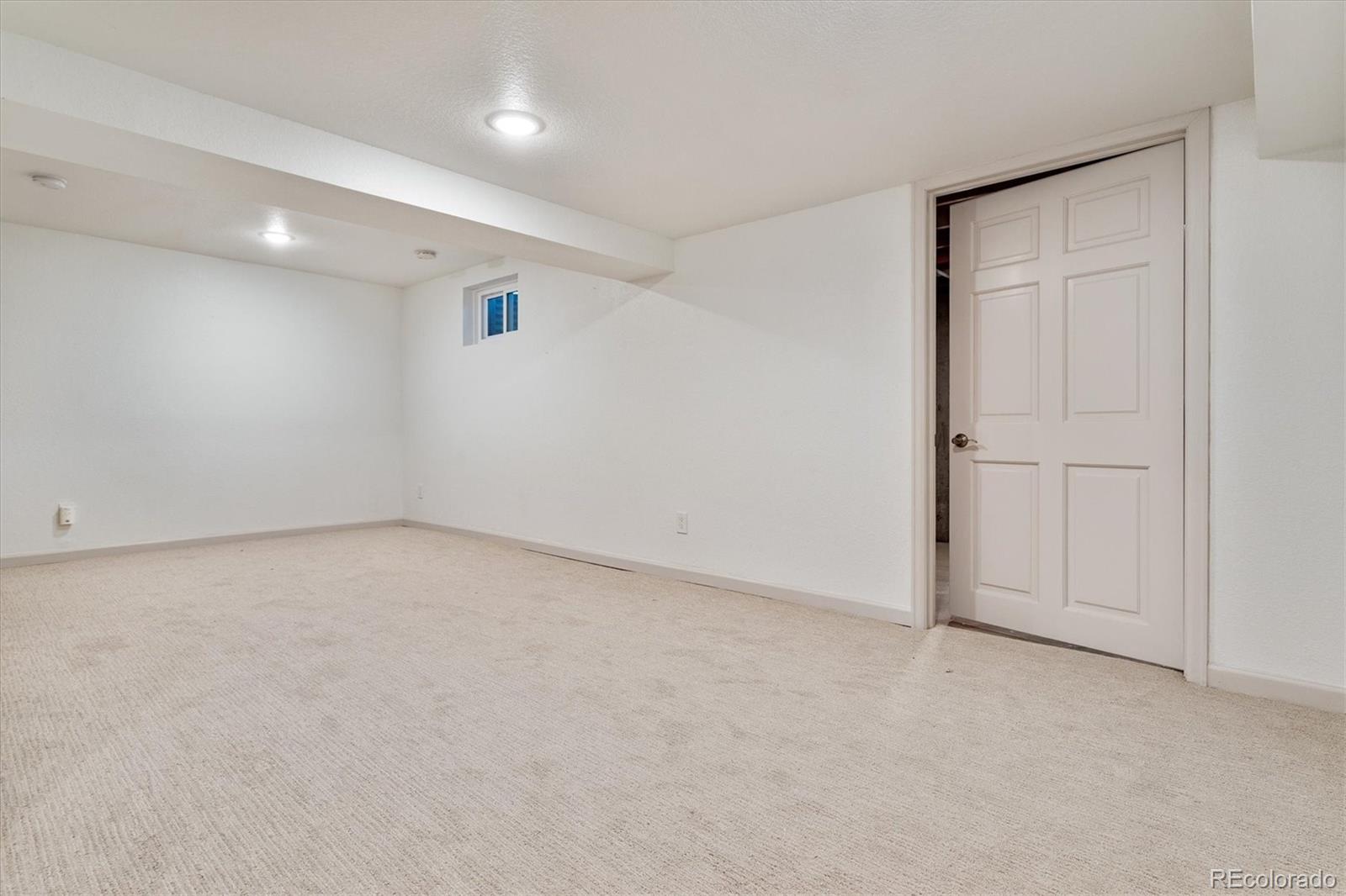 6075 S Filbert Court