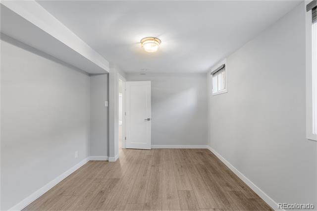 3035 E Maplewood Avenue