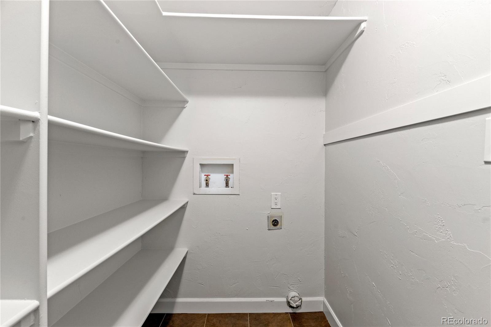 14390 E Marina Drive Unit: 206