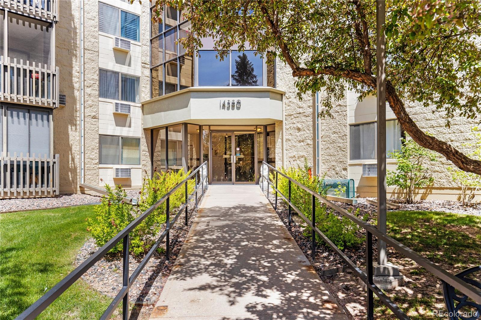 14390 E Marina Drive Unit: 206