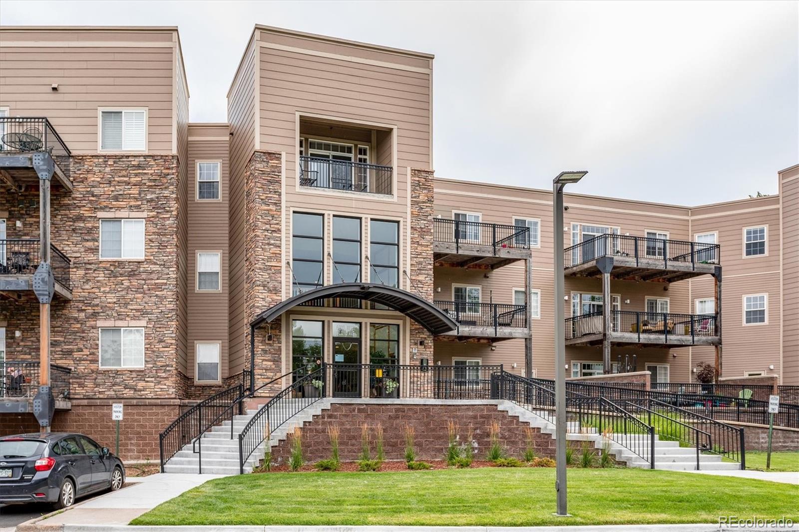 6000 W Floyd Avenue Unit: 315