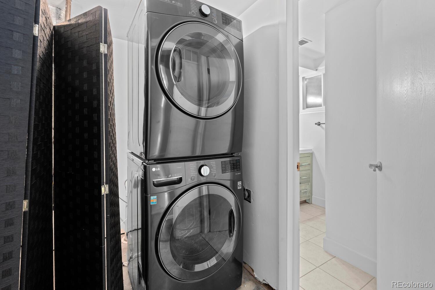 2844 S Reading Court