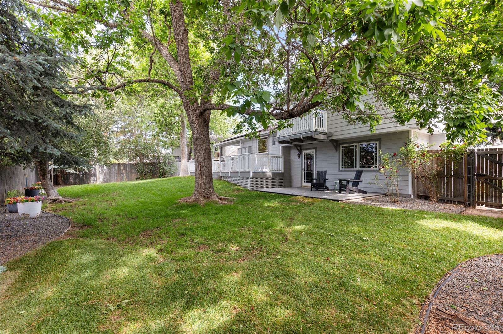 4953 E Maplewood Drive
