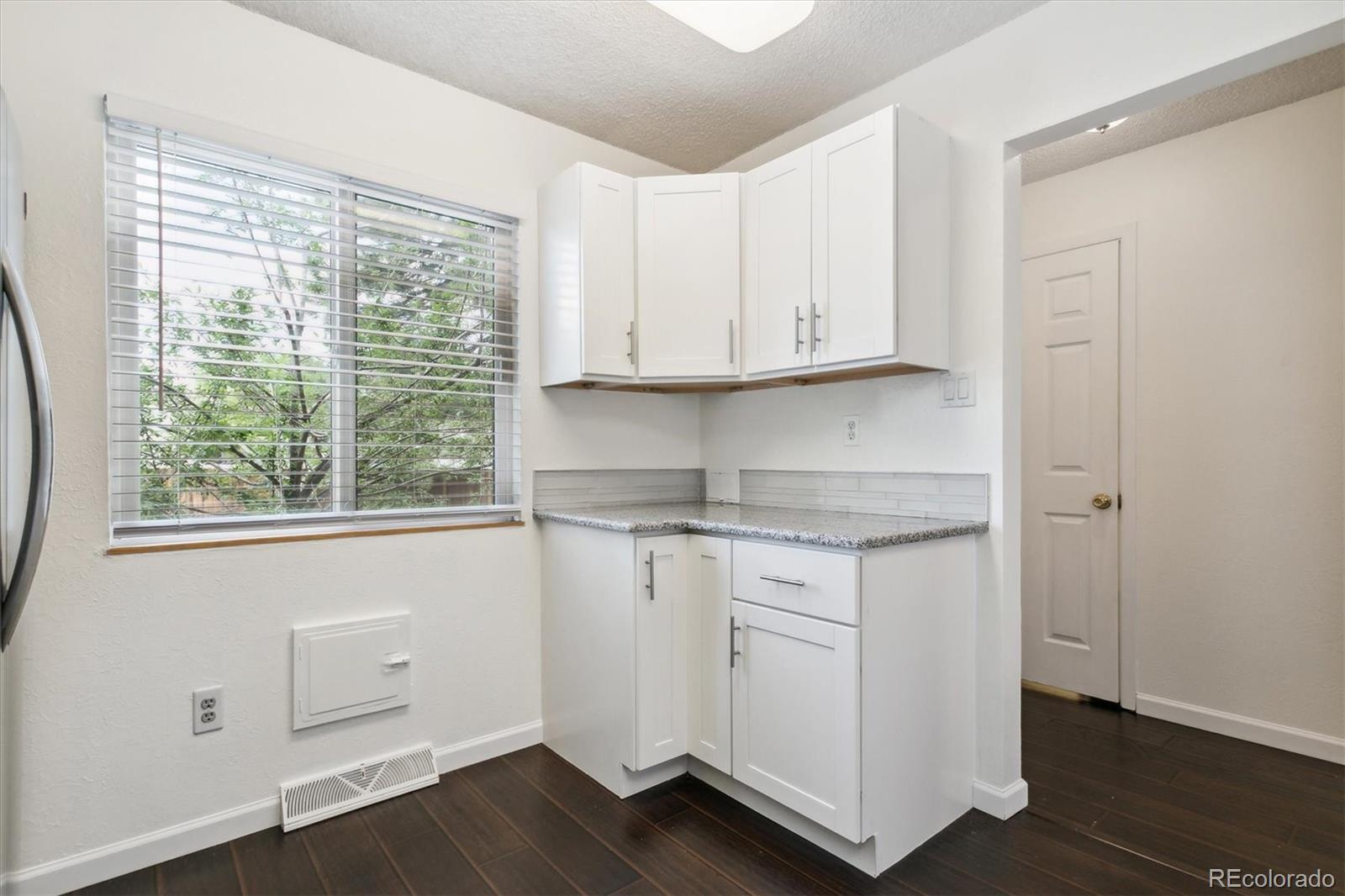 2389 S Kirkwood Court