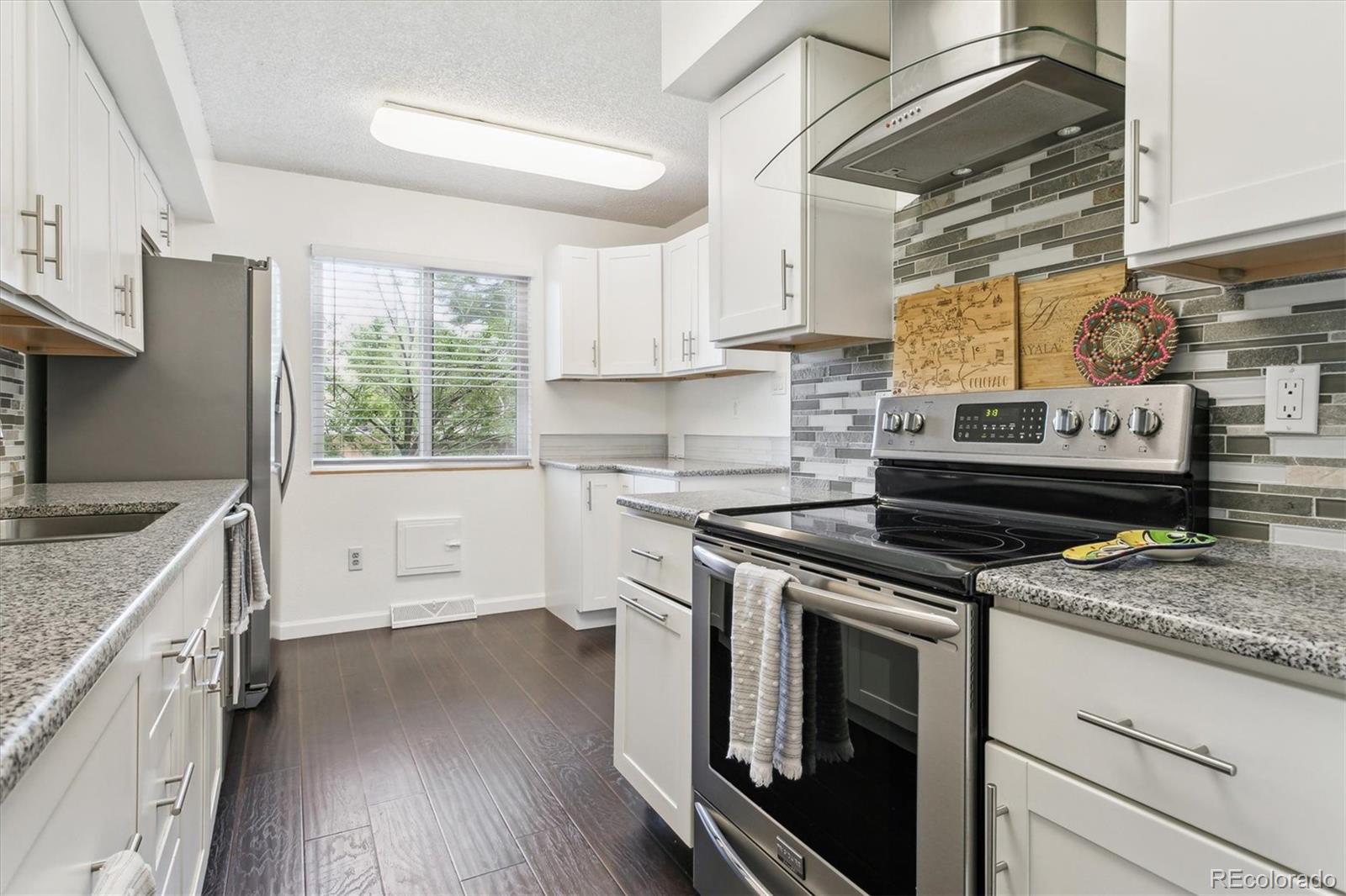 2389 S Kirkwood Court