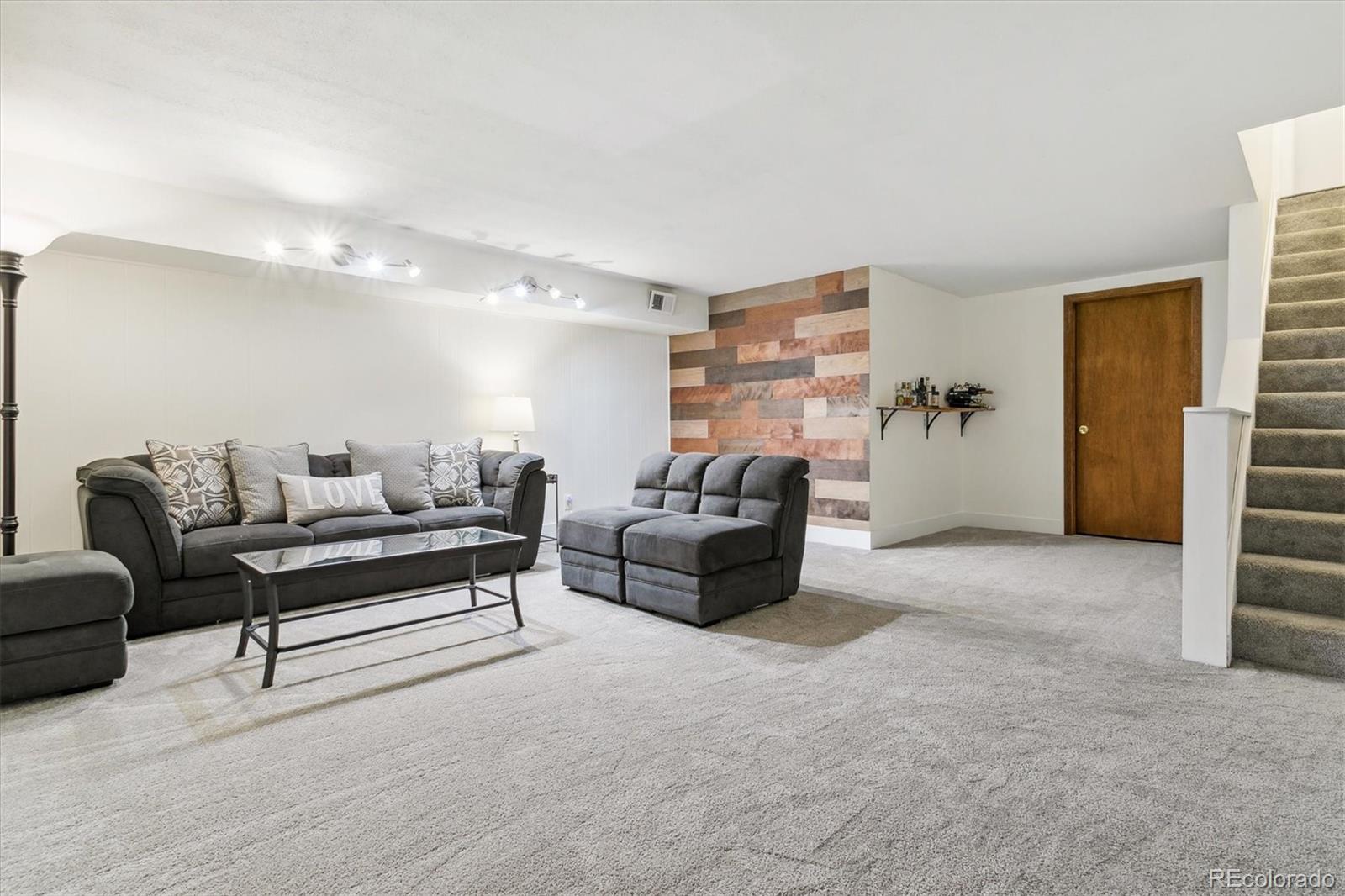 2389 S Kirkwood Court