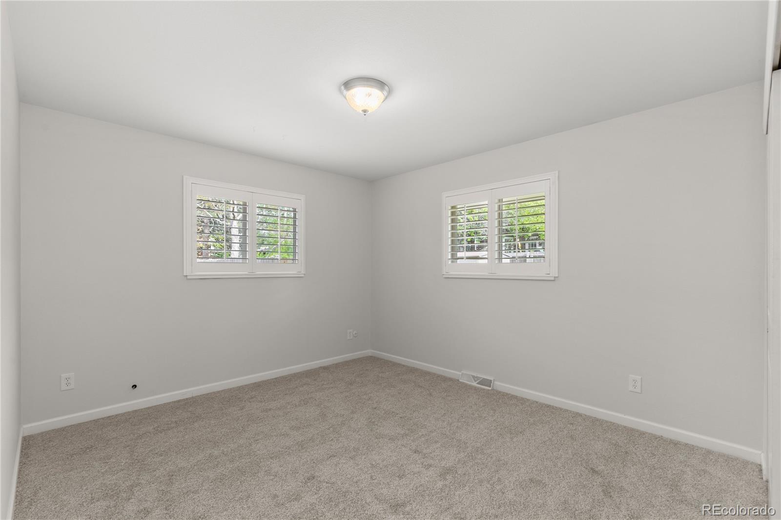 3290 S Krameria Street