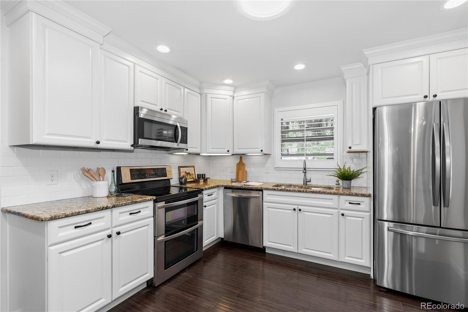 3290 S Krameria Street