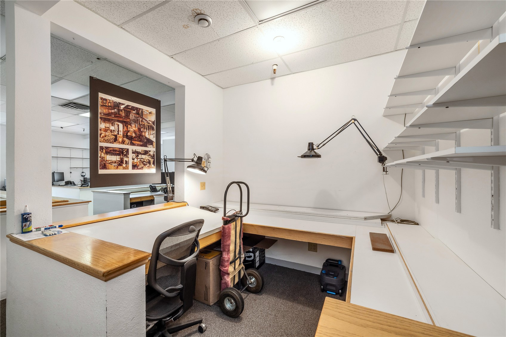 610 E Main STREET 610-12
