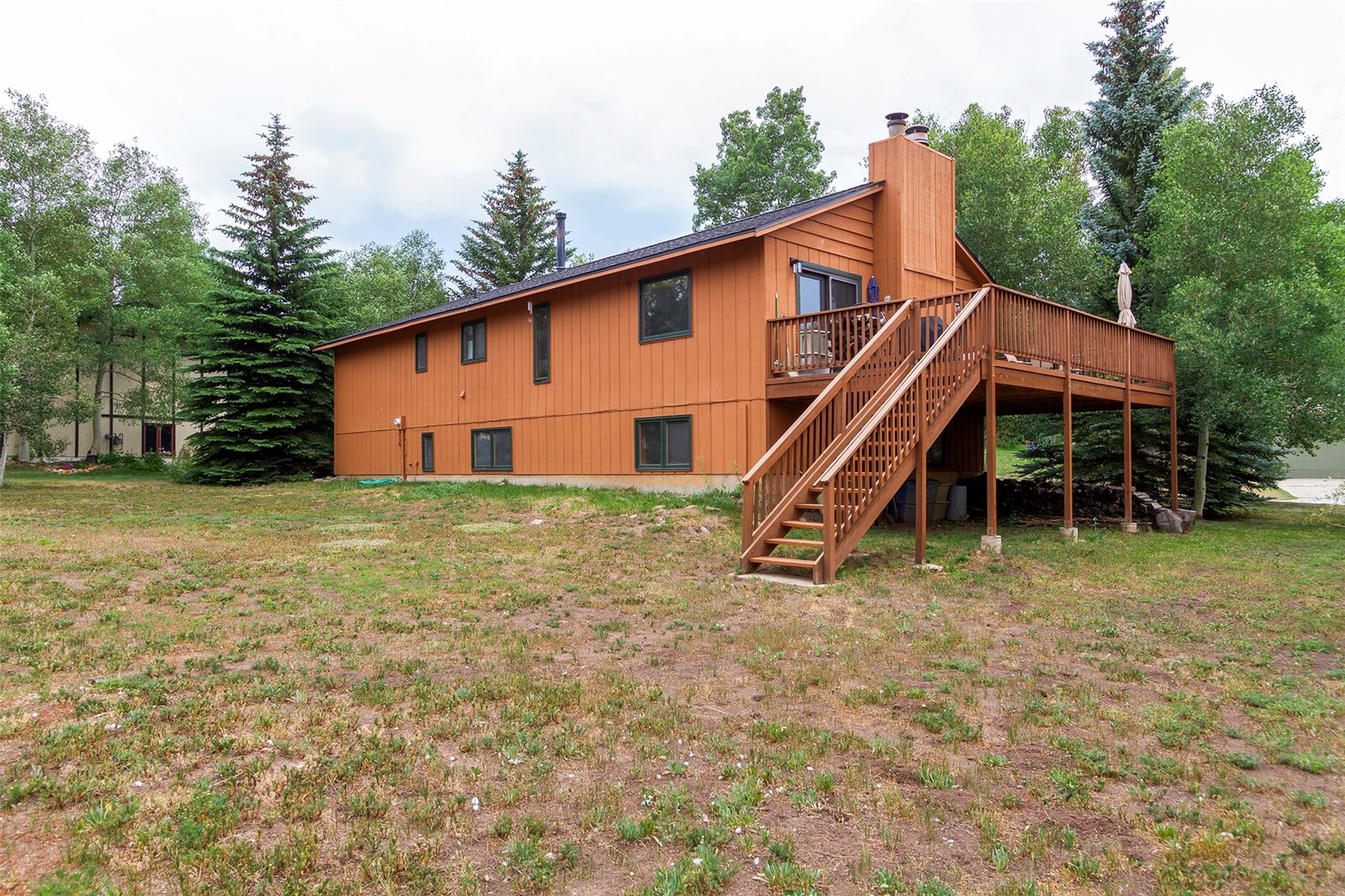 857 Deer Path ROAD