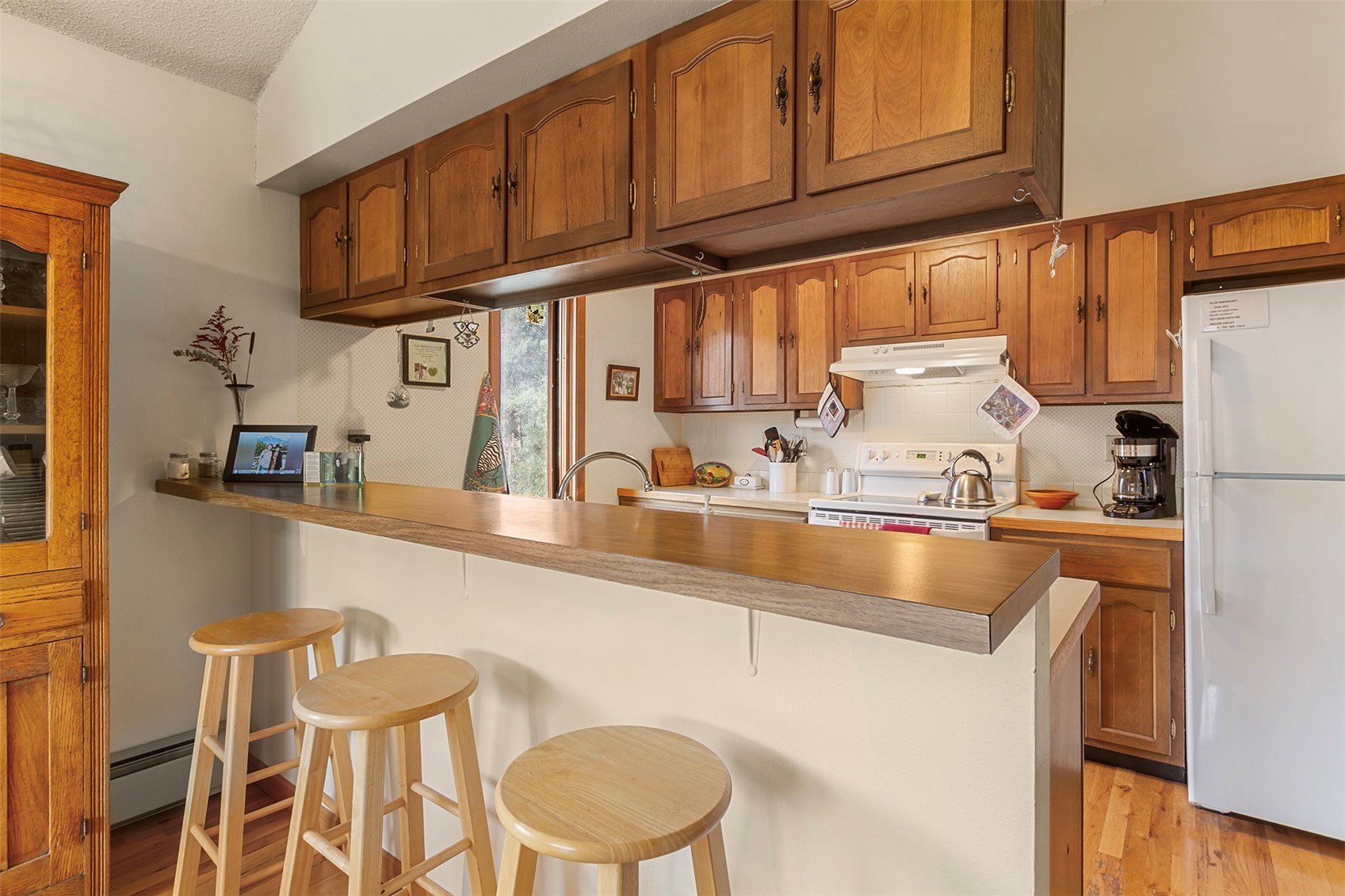857 Deer Path ROAD