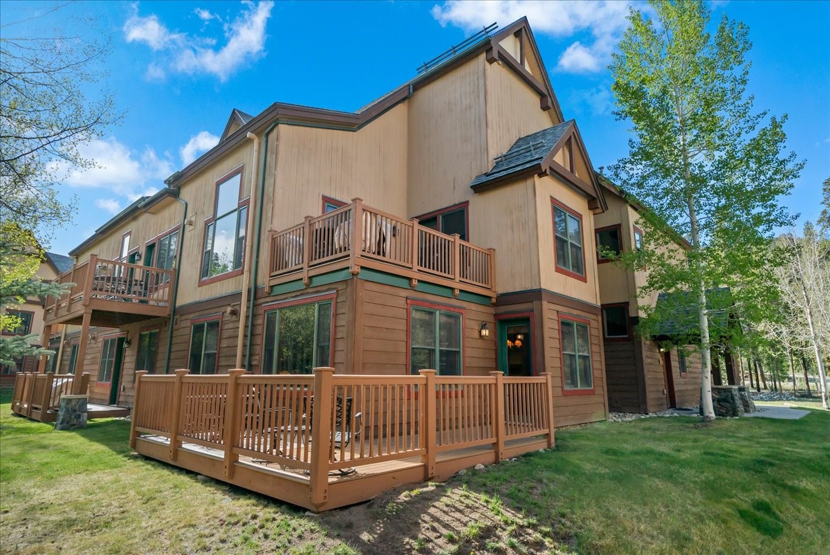 201 Hawk CIRCLE 2329