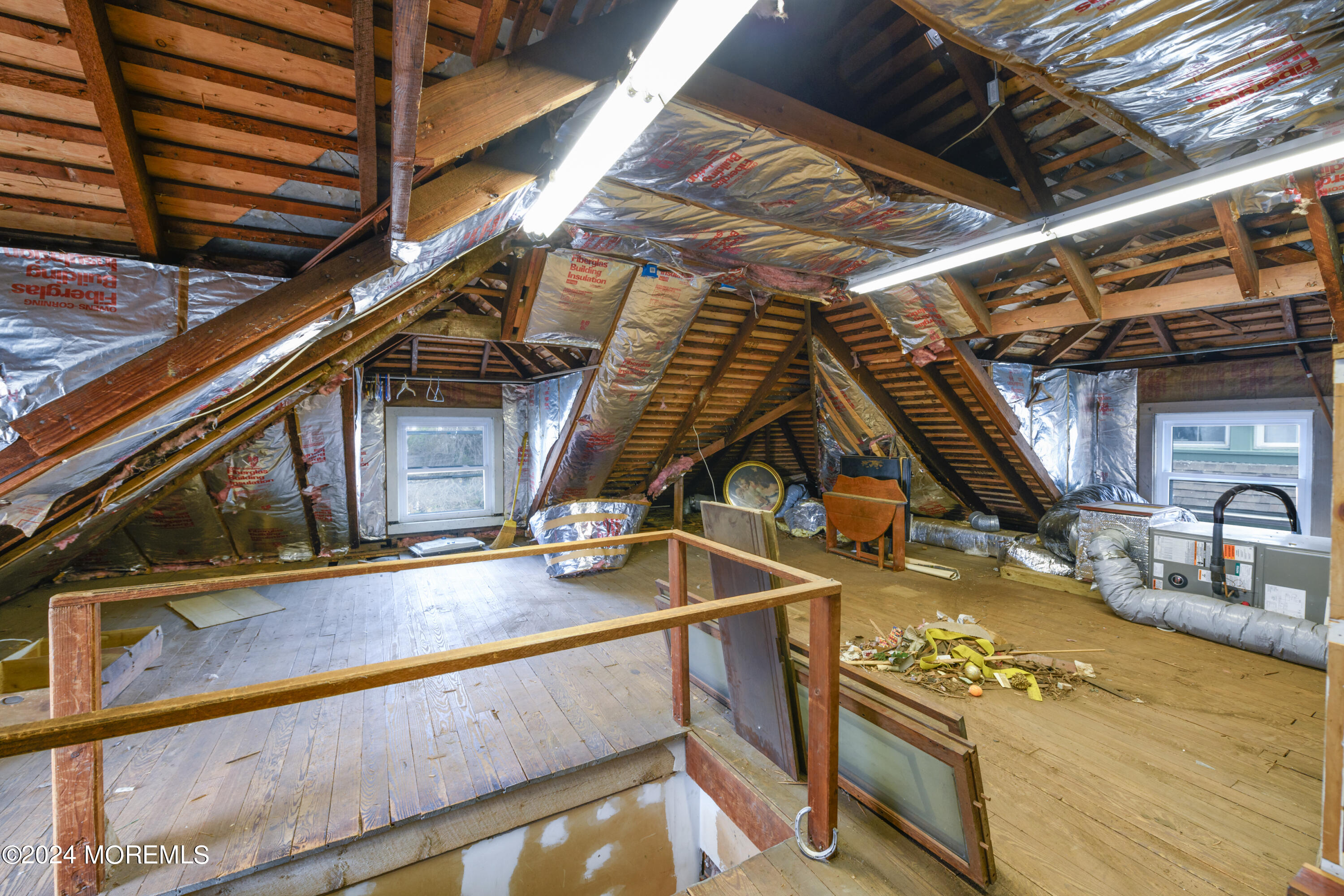 27 E Mount Avenue