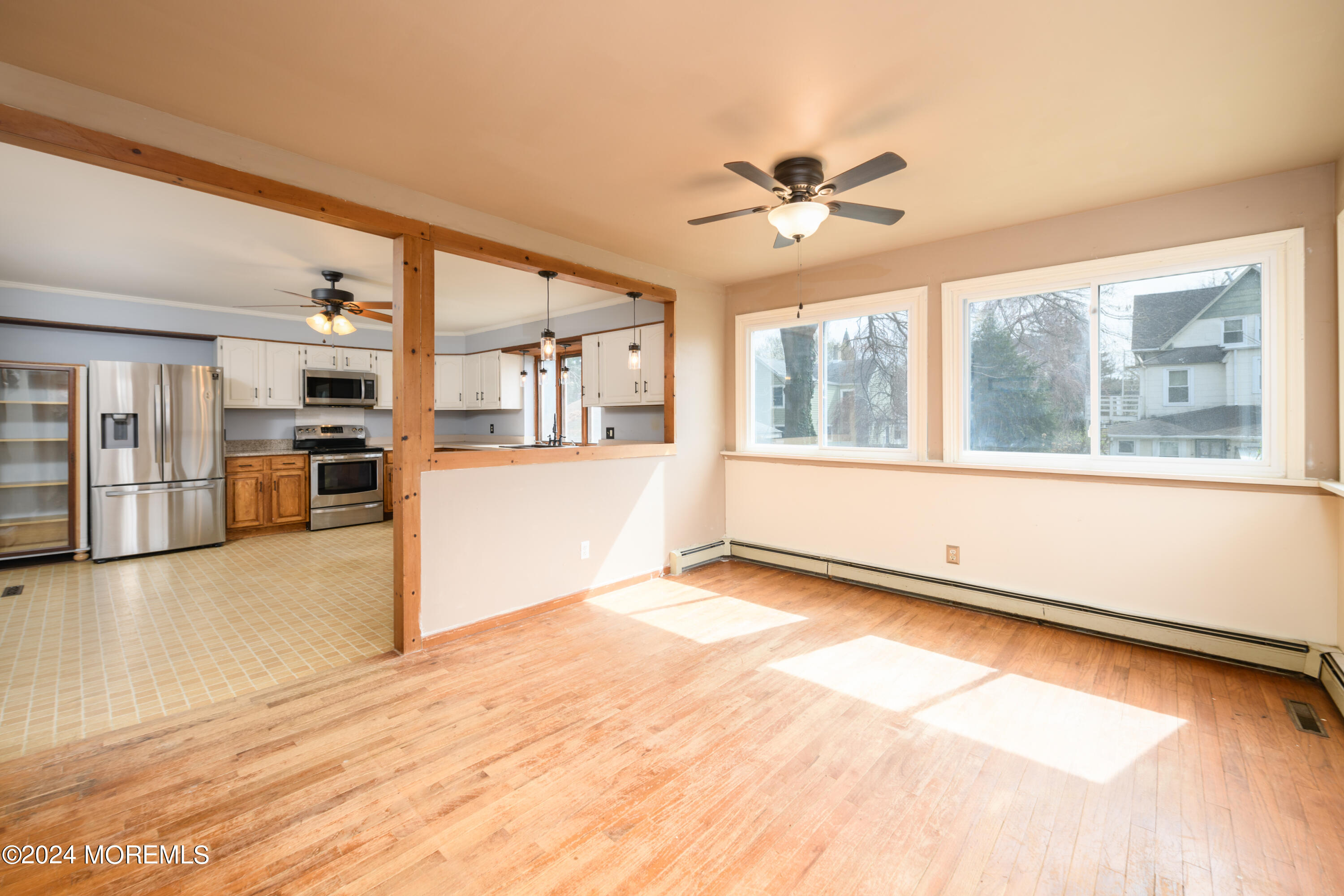 27 E Mount Avenue