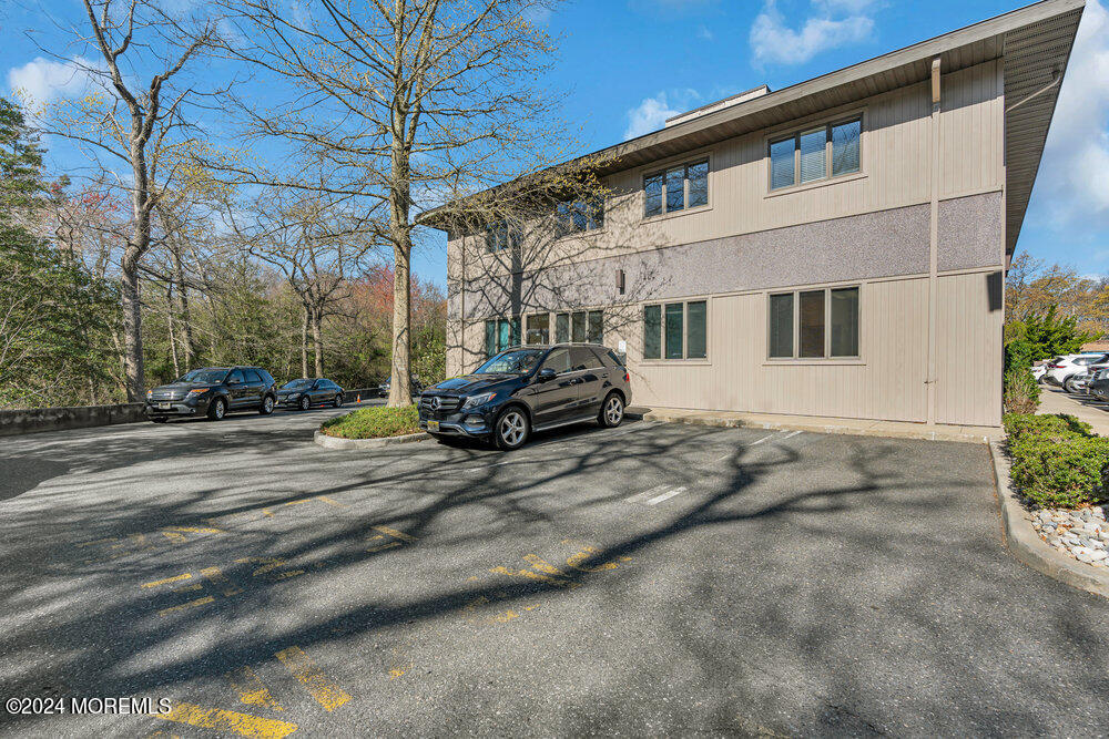 2130 Highway 35, 215