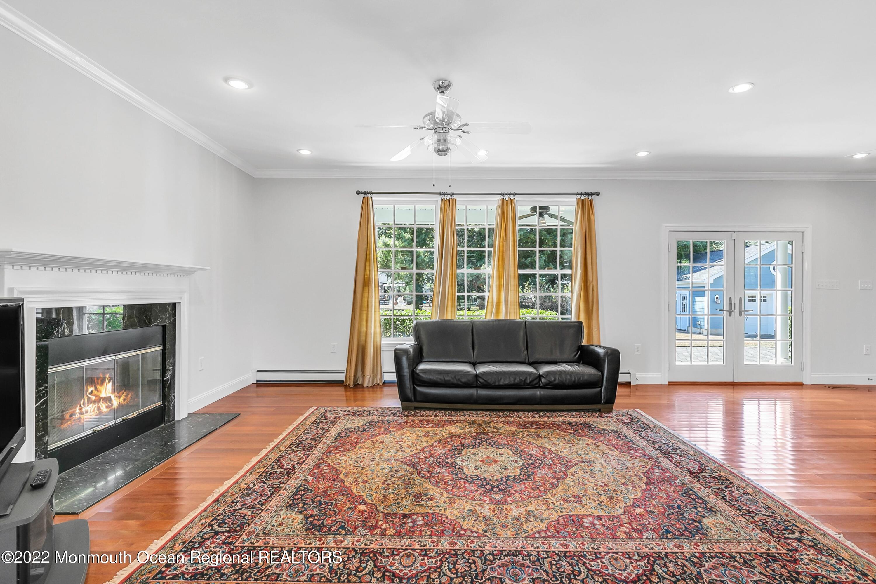 28 Bernard Terrace