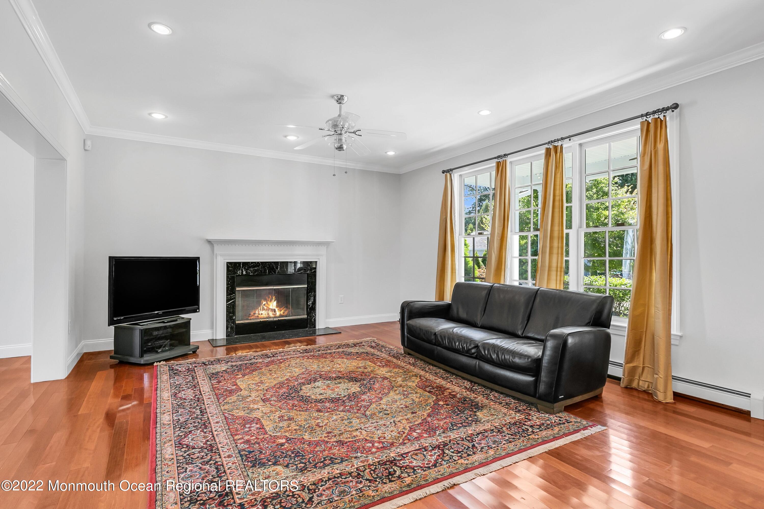 28 Bernard Terrace