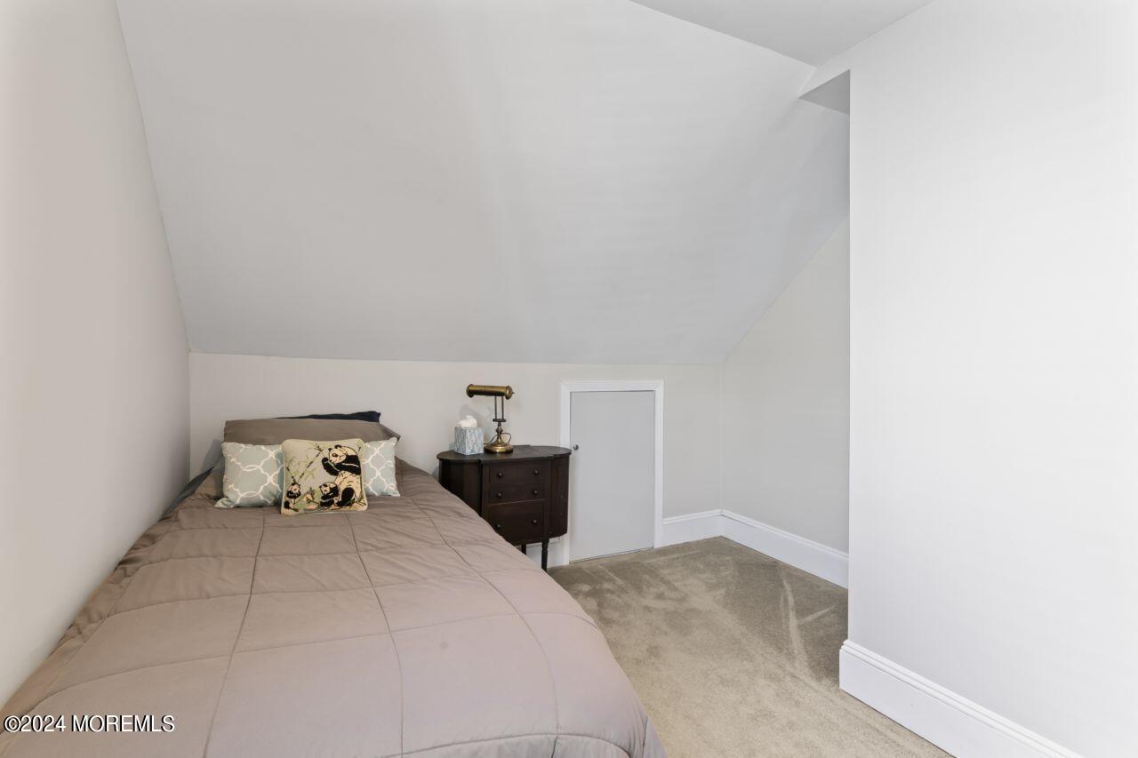 185 3rd Street