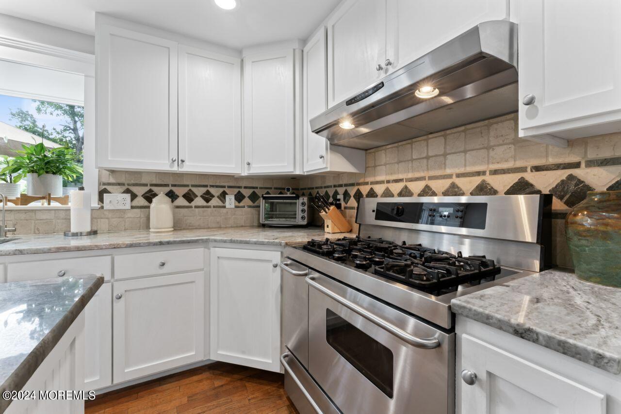 185 3rd Street