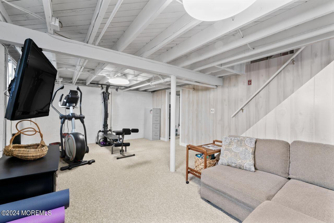 185 3rd Street